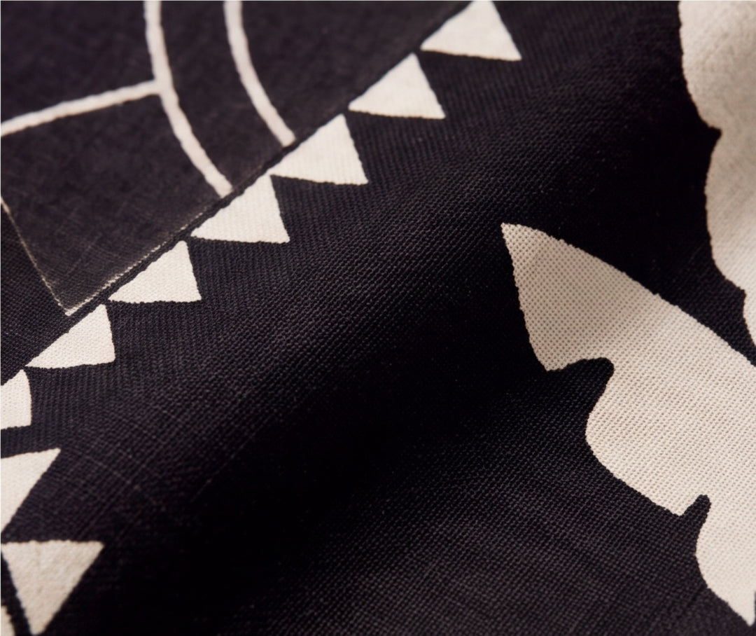 Simetrik geometrik madalyon desenli ip askılı uzun kadın elbise - 12. görsel